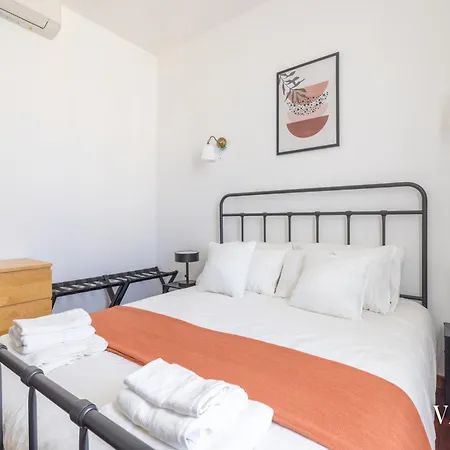 Comfy And Elegant Rome